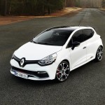 Renault-Clio_RS_220_Trophy
