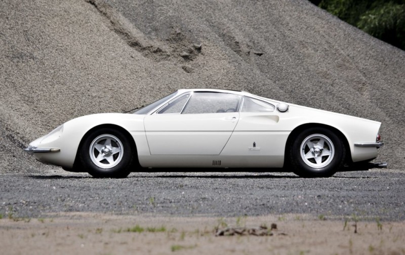 Ferrari-365-P-Berlinetta-Speciale-–-1966-2-1 Auto Class Magazine