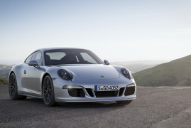 New Porsche 911 GTS