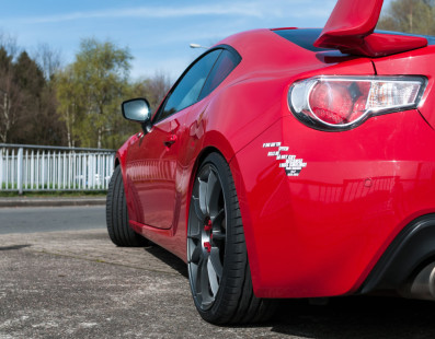 Hundreds of Reasons for Loving the Toyota GT86