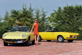 Summer Memories: Alfa Romeo Duetto vs 124 Spider Fiat