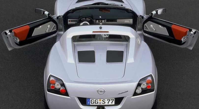 Opel Speedster: Better Than a Lotus