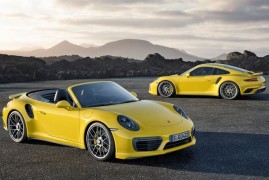 New Porsche 911 Turbo S: Warp Speed Engaged