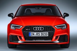 400CV Audi RS3: Divoratrice di Supercars