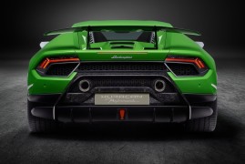 Lamborghini Huracan Performante: Record o no, è Pazzesca!