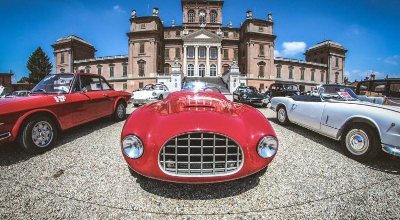 More Than 100 Classic Cars Gathered for the VIII Premio Castello Acaja