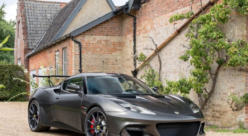 Lotus Evora GT430: Because Downforce