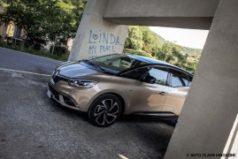 Renault Scenic Bose: Turn Up The Volume