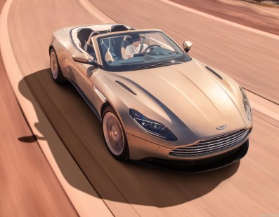 Aston Martin DB11 Volante: Goddess of Beauty Loses the Roof and Fits a 503HP Twin-Turbo V8