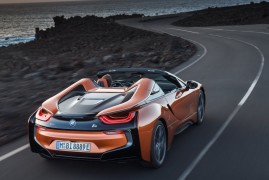 BMW i8 Roadster: The Sound of Silence