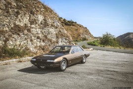 Ferrari 365 GT4 2+2: Il Ritratto Perfetto