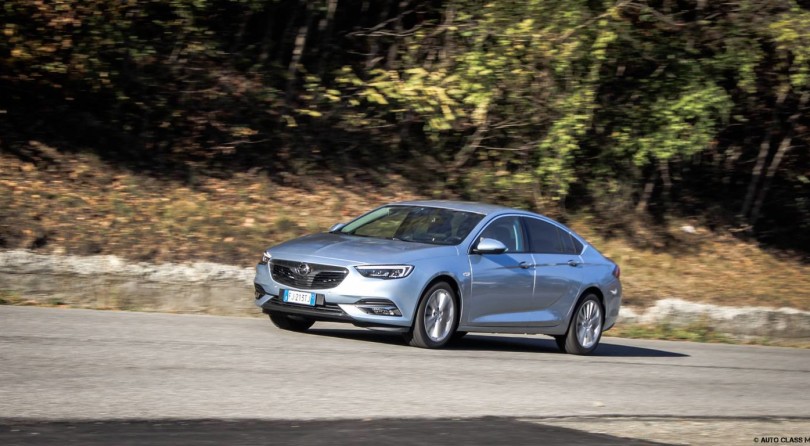 Opel Insignia Grand Sport: Get Out Of The Way!