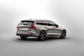 La Nuova Volvo V60 Mantiene Il Lusso Delle Sorelle Maggiori