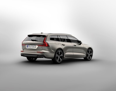 La Nuova Volvo V60 Mantiene Il Lusso Delle Sorelle Maggiori