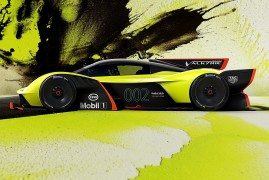 L’Aston Martin Valkyrie AMR Pro Necessita Di Guanti E Casco