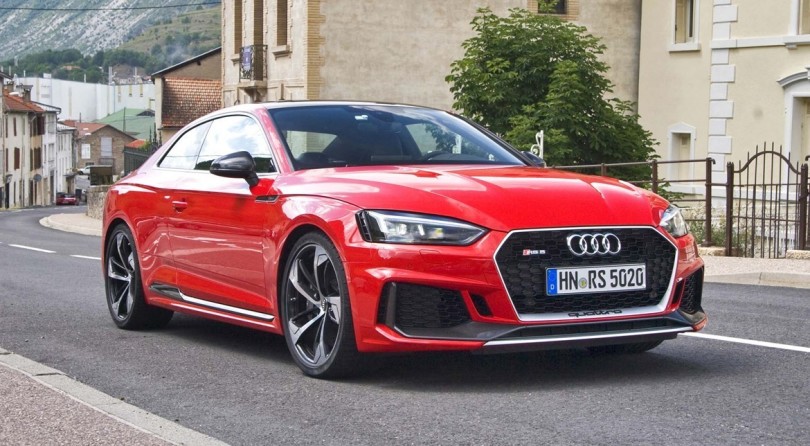 Audi RS5 by Capristo: Very Heavy, Very Angry