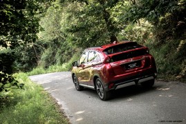 Mitsubishi Eclipse Cross: Eclissi Parziale