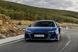 More Powerul and Sharper: This Is The Updated Audi R8