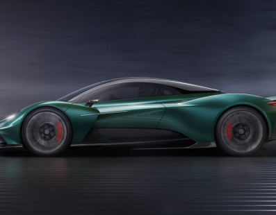 Aston Martin Spiega Come Rubare La Scena A Ginevra