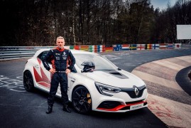 La Renault Megane RS Trophy-R E’ La Trazione Anteriore Più Veloce Del Nürburgring