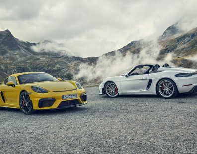 Porsche 718 Boxster Spyder and 718 Cayman GT4: Pure Driving Pleasure