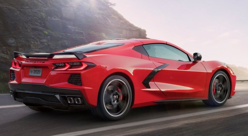 C8 Stingray: La Prima Corvette A Motore Centrale