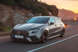 Mercedes Sputa Fuori La Nuova A45 AMG Da 416 CV