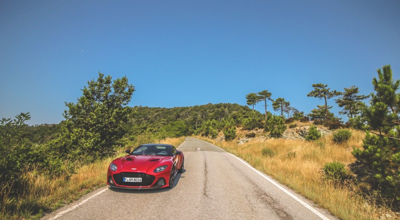 Aston Martin DBS Superleggera | Test Drive