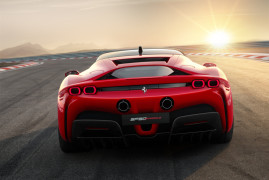 Ferrari SF90 Stradale | La Macchina Del Tempo