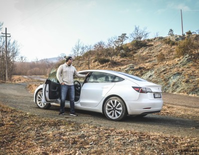 Tesla: The Electric Experience