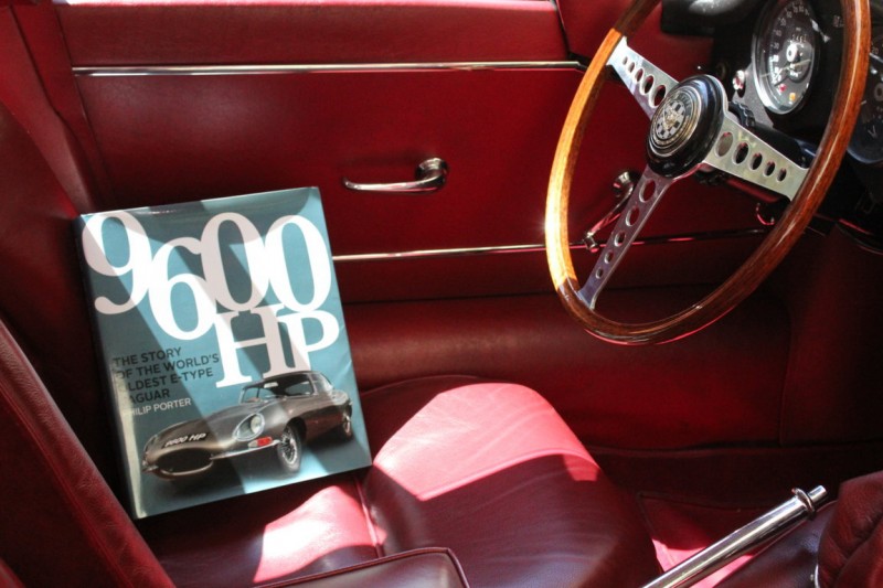 IMG_4159 Auto Class Magazine 9600 HP Jaguar E-Type Porter Press book