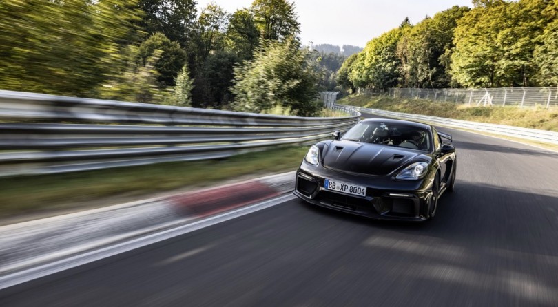 Porsche 718 Cayman GT4 RS | News