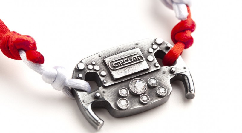 Exclusive Rhodium F1 Steering Wheel Jewel May Be On Your Next Xmas Wishlist