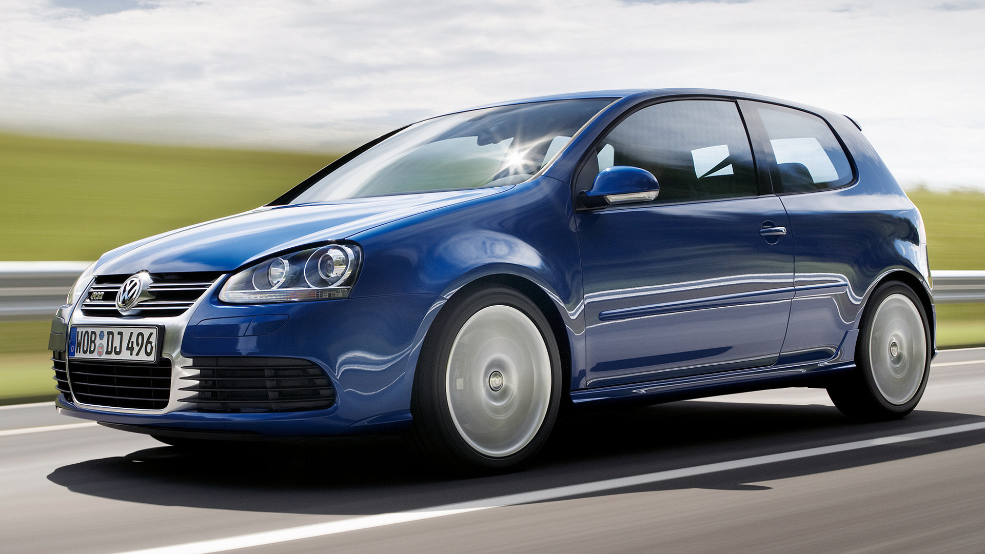 The R32 Still Is The Best Volkswagen Golf Ever Made | Auto Class Magazine