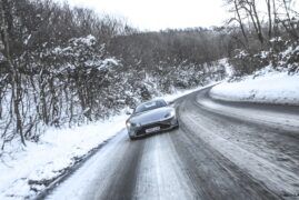 Roamers | Aston Martin V8 Vantage vs Snow