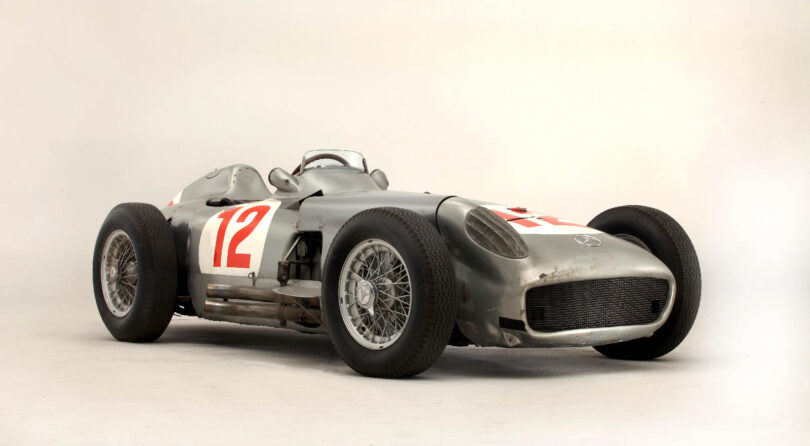 Mercedes W196 R: The Legend of the Silver Arrow